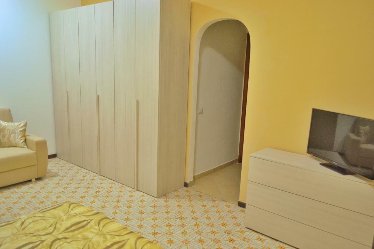 B&B Lungomare CTA Exterior foto